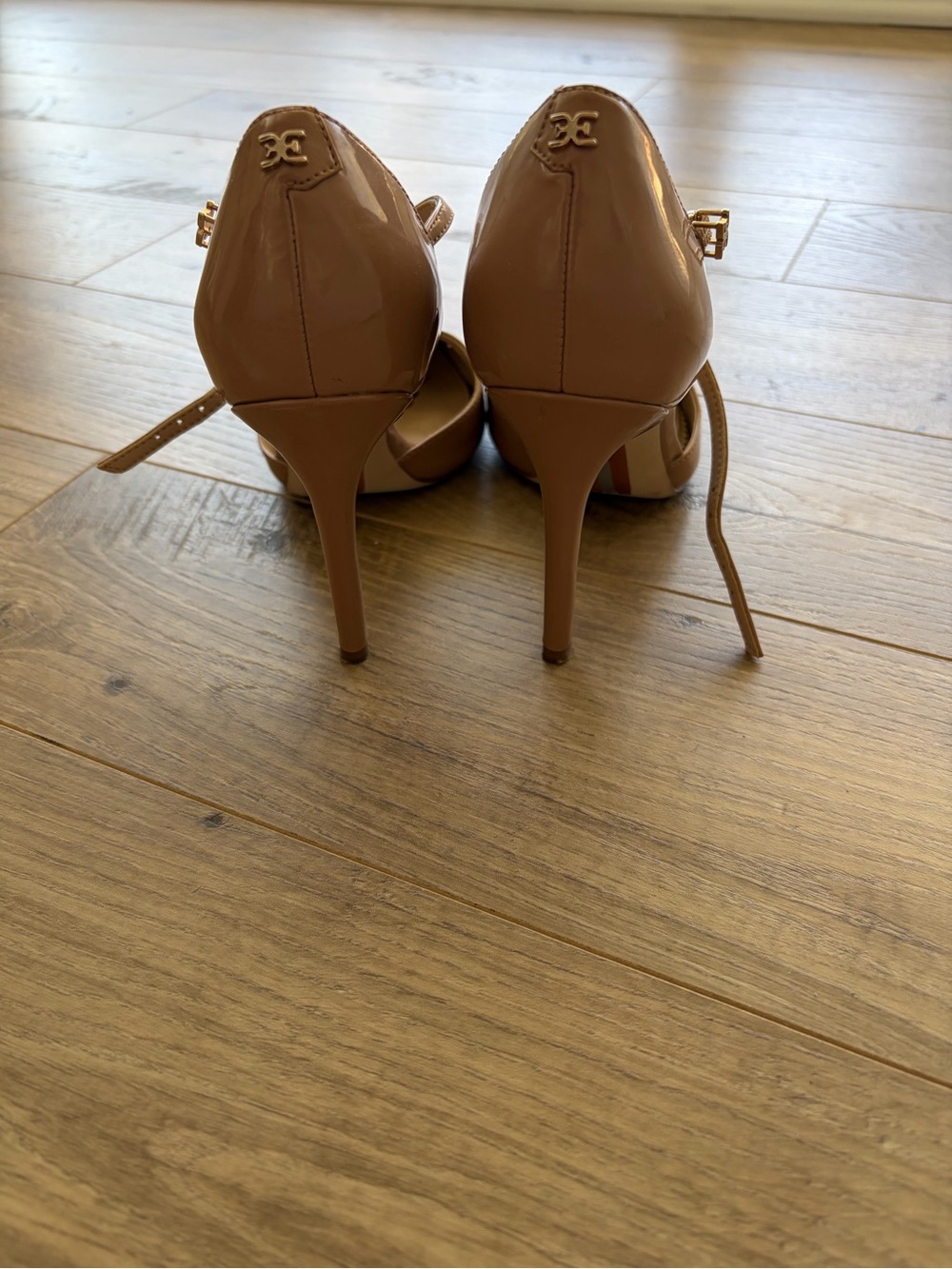 Sam Edelman Blush Patent Pointed-Toe T-Strap Heels - Picture 5 of 5
